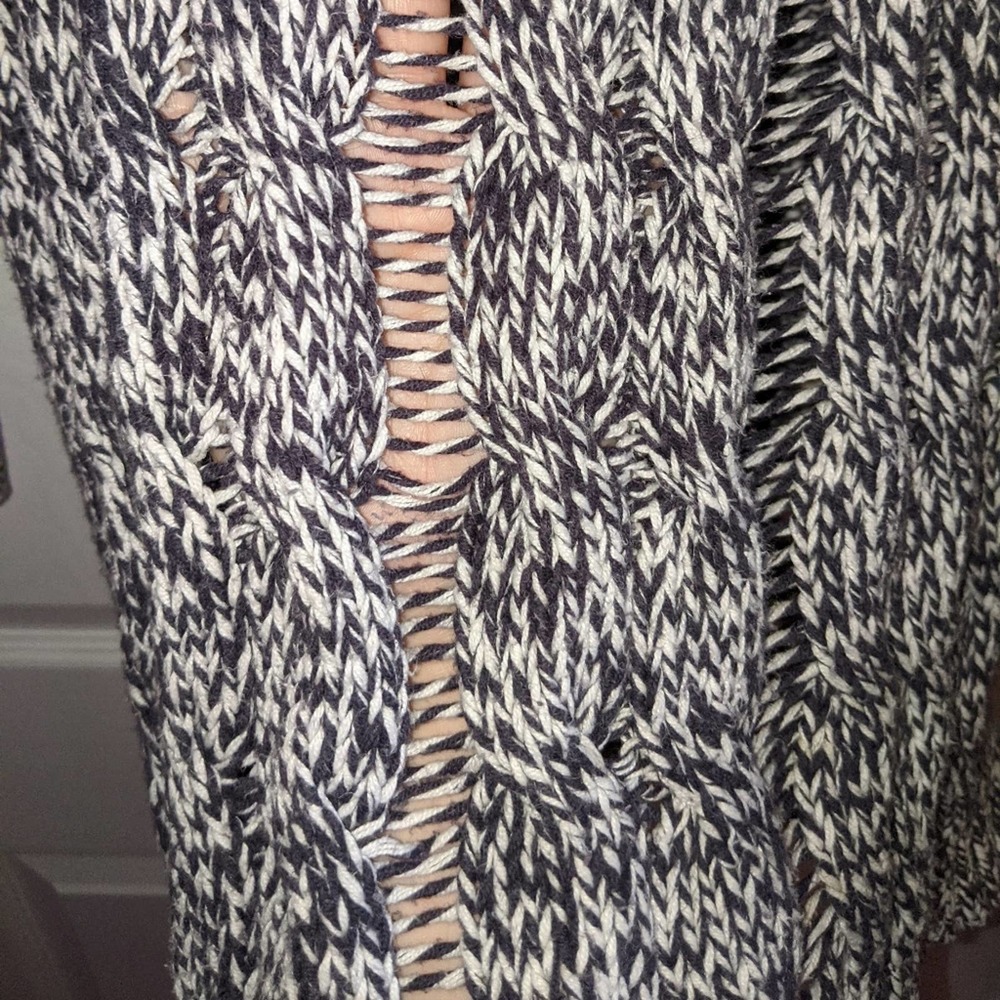 H&M Women's Navy Blue and White Long Sleeve Sweater Top S - Picture 5 of 12